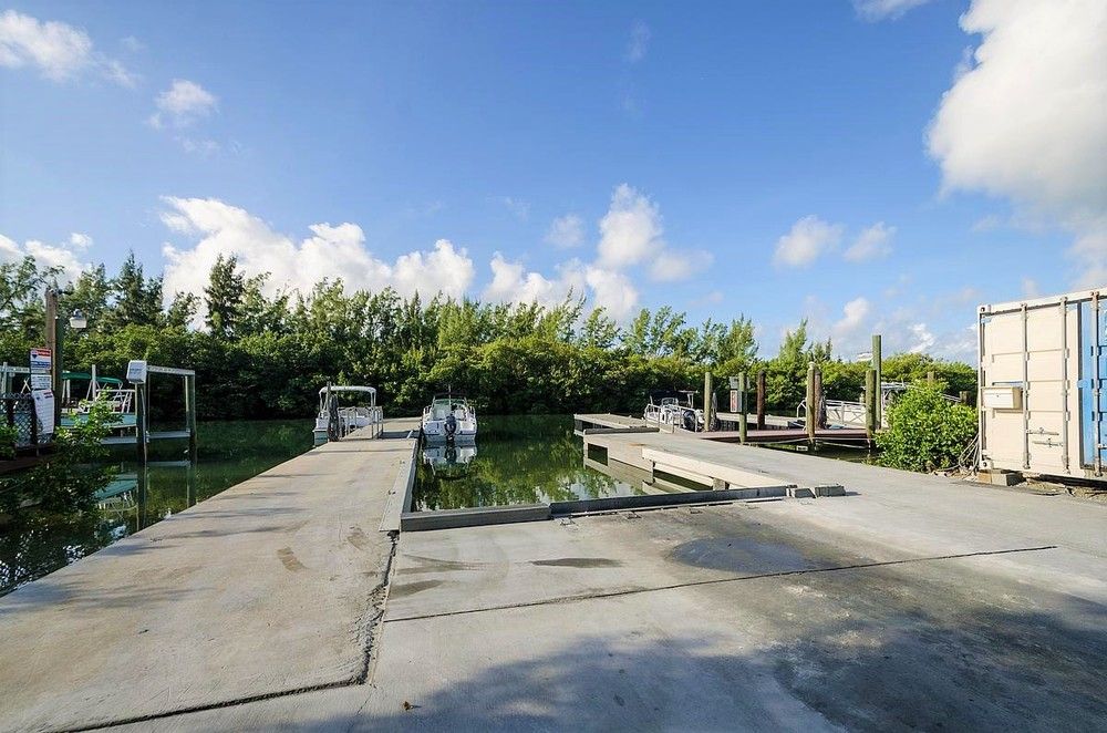 Shelter Bay Marine: 77 Coco Plum Dr, Marathon, FL 33050